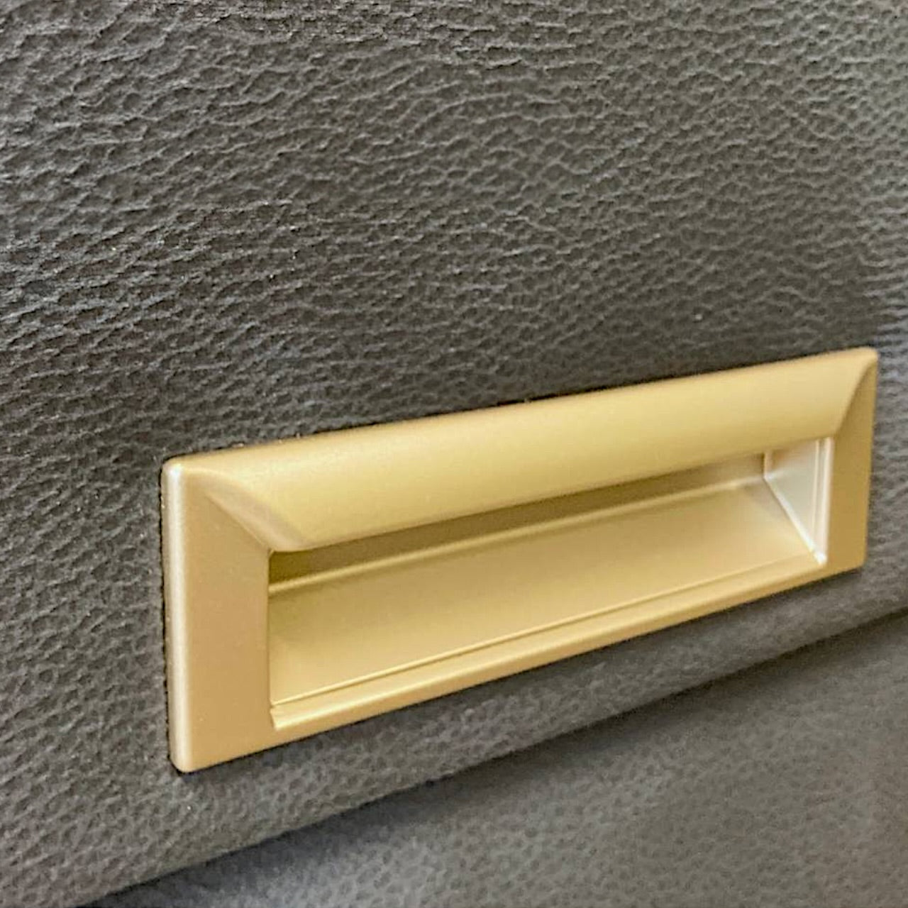 Enigma Boxspring - Maximus